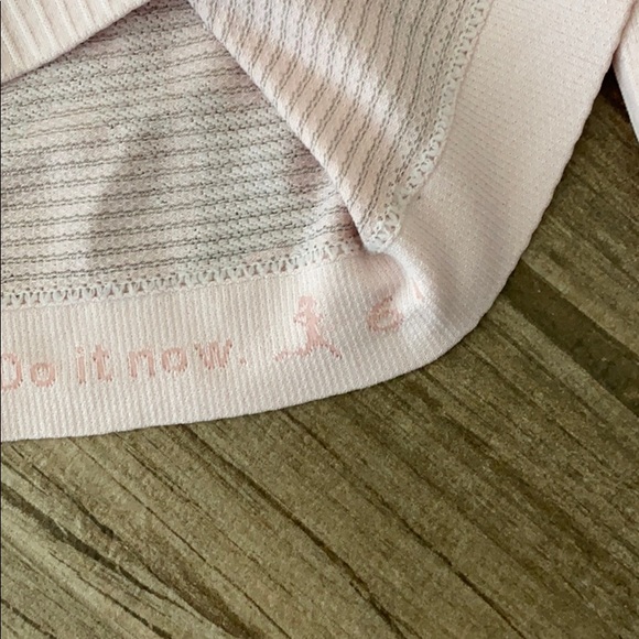 Lululemon Top - Picture 6 of 7